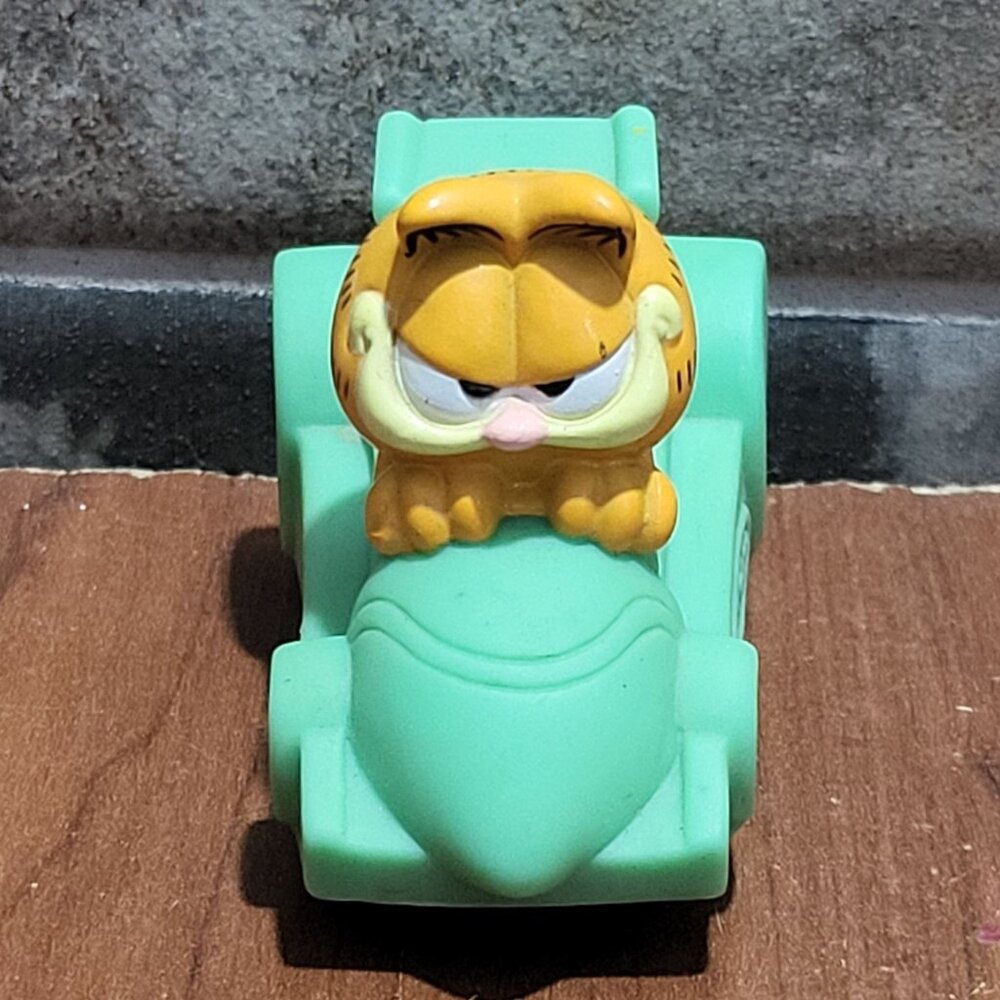 Paws Garfield Green Race Car Kentucky Fried Chicken KFC Promotional Item 1996